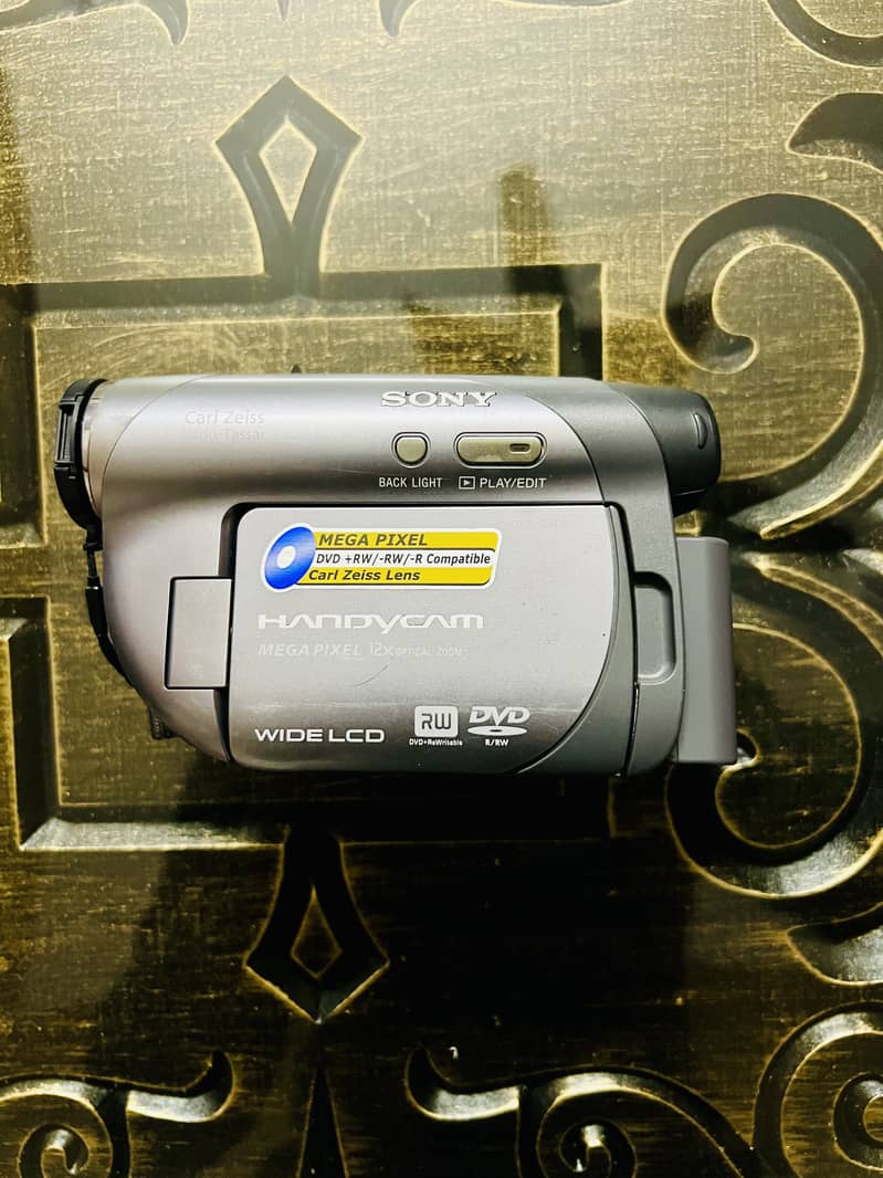 For Sale: Sony Handy Cam DCR-DVD205E 8