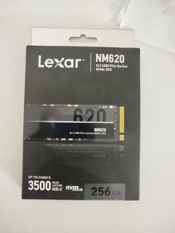 Lexar NM620 256GB NVMe M2 SSD PCIe Gen3x4 1