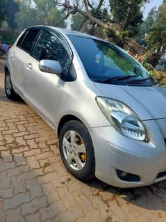 Toyota Vitz 2011