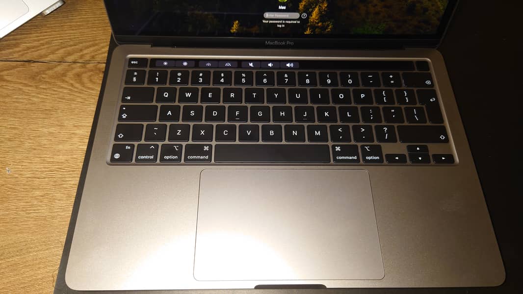 MacBook Pro M2 13-inch 6