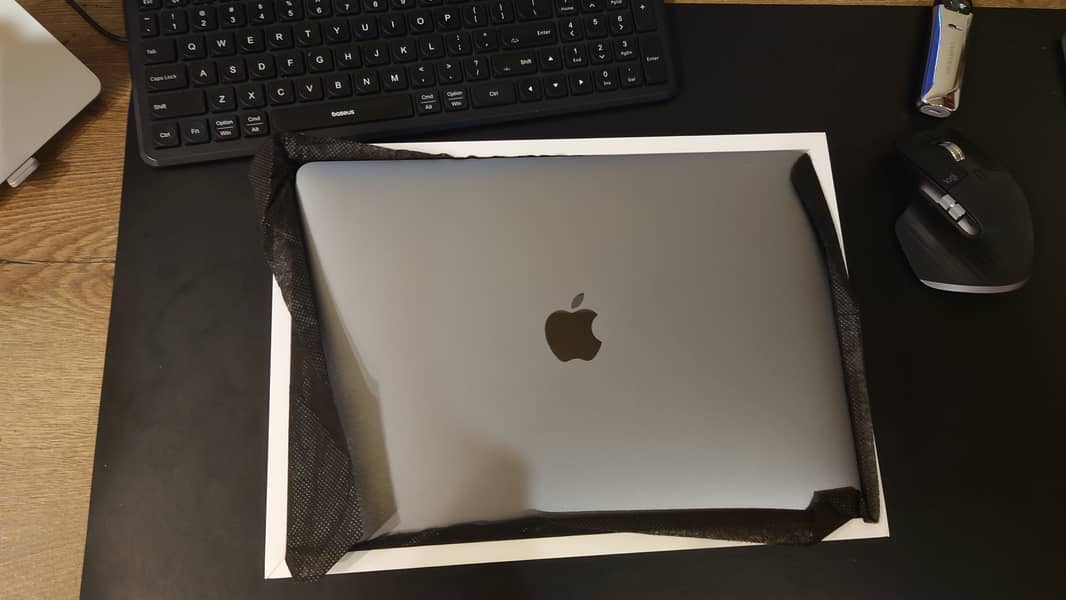 MacBook Pro M2 13-inch 7