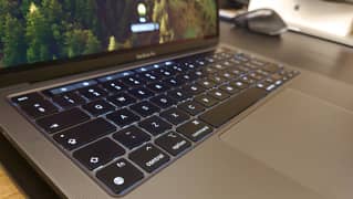 MacBook Pro M2 13-inch