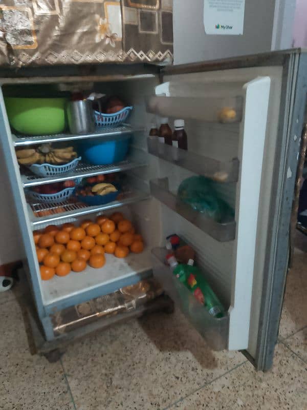 fridge 0