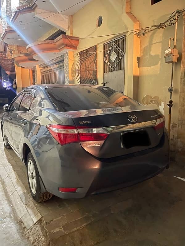 Toyota Corolla Altis 2017 1