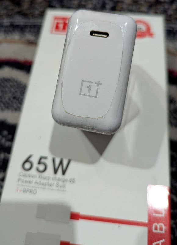 oneplus 65w warp charger 2