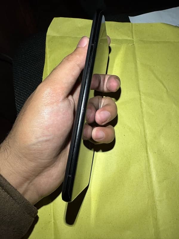 One plus 9pro 5g 8/256 vip pta lush condition 2