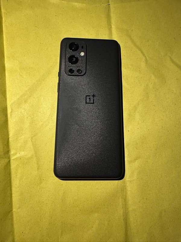 One plus 9pro 5g 8/256 vip pta lush condition 5