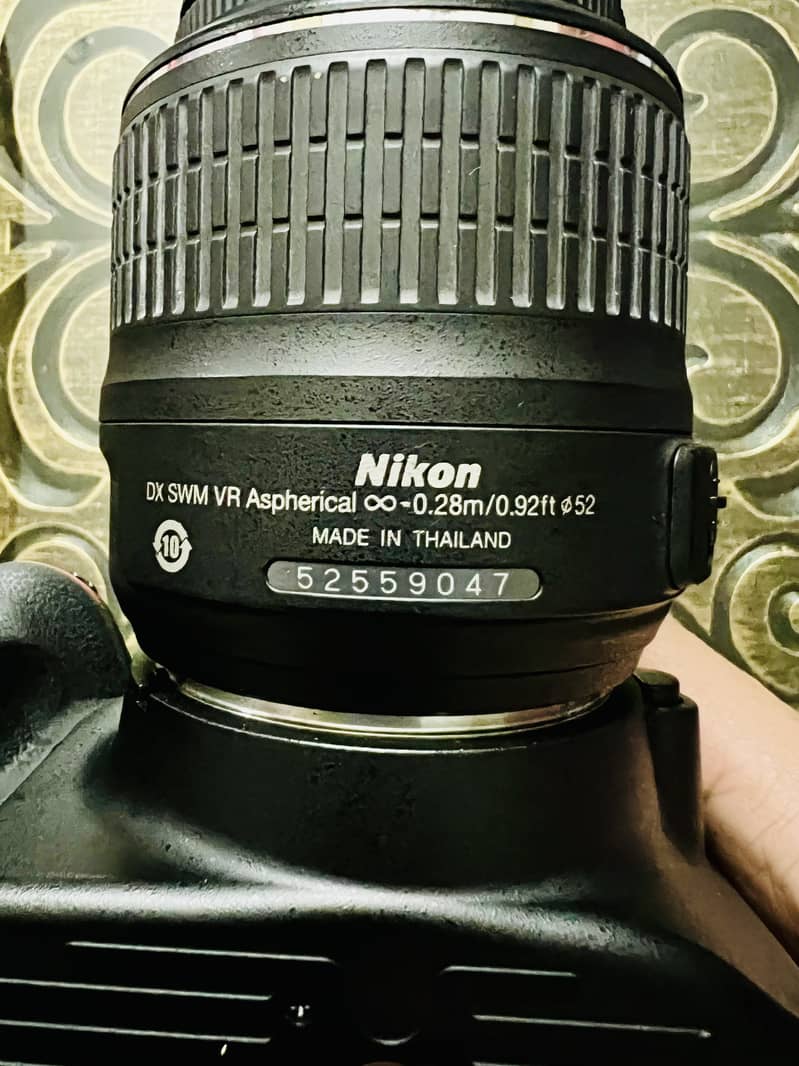 For Sale: Professional Camera Nikon DX AF-Nikkor 18-55mm 1:3.5-5.6G 16