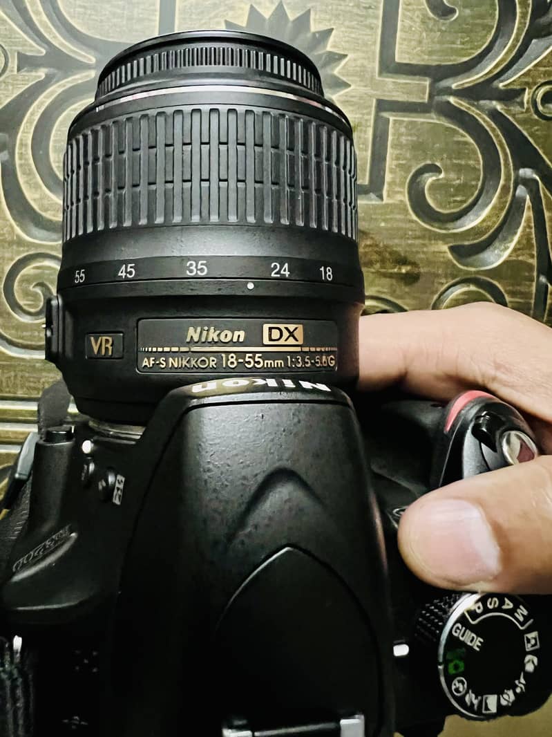 For Sale: Professional Camera Nikon DX AF-Nikkor 18-55mm 1:3.5-5.6G 18