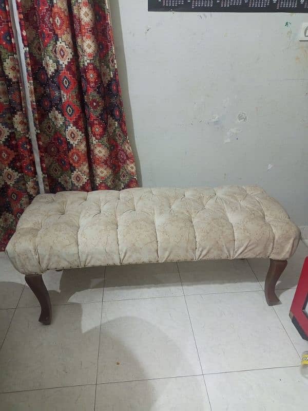 OTTOMAN  BENCH 1