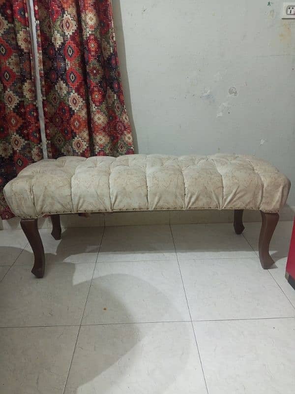 OTTOMAN  BENCH 2