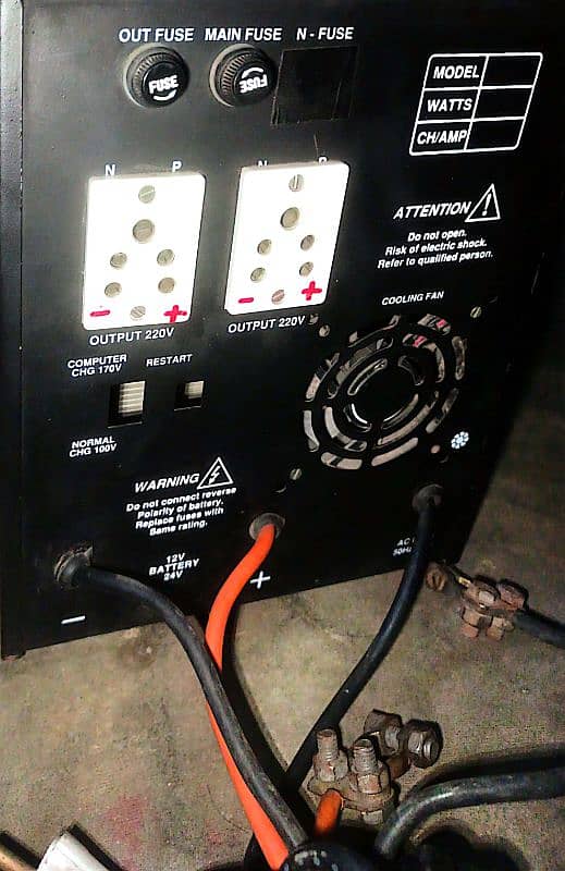 UPS 2000watts New 10/10 11