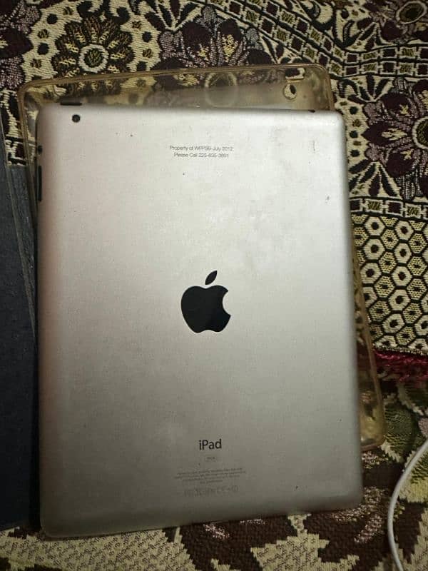 iPad  100% original. 1