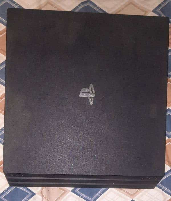 PS4 Pro 1TB 9