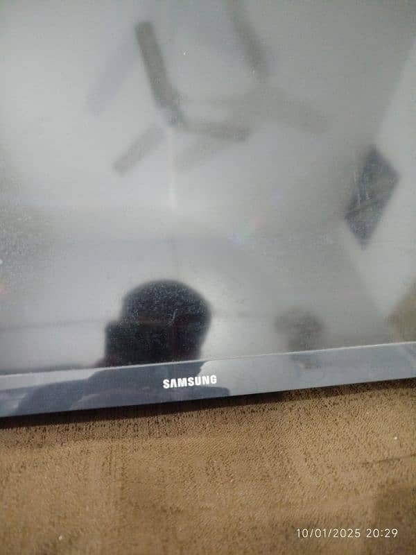 Samsung 32 inches LED Branded like new 13