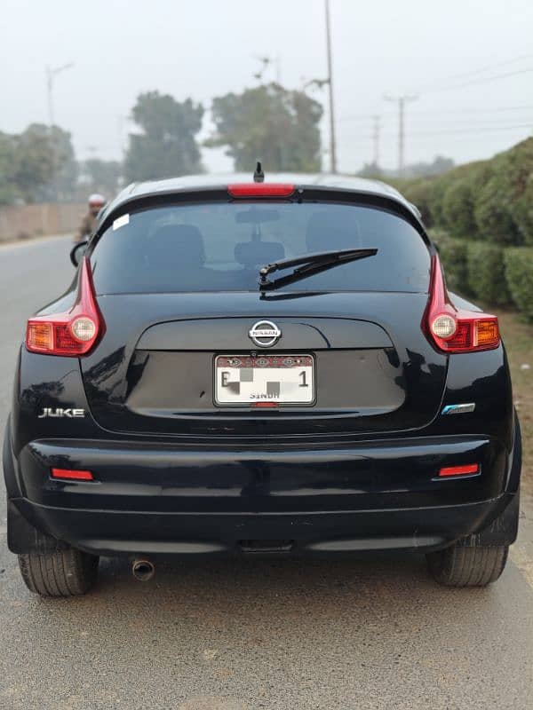 Nissan Juke 2010 1