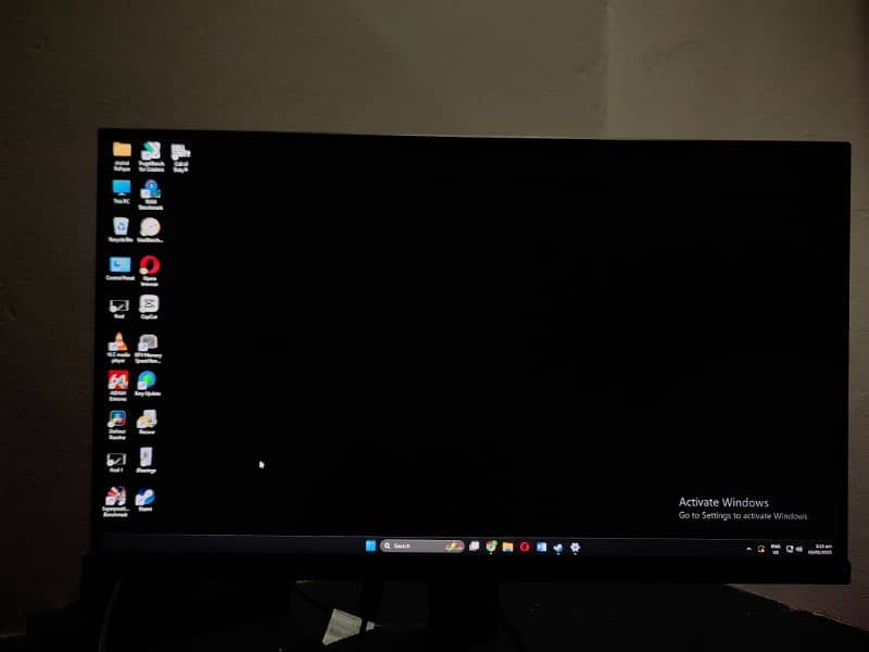 Msi g244F E2 E-sports gaming monitor 0