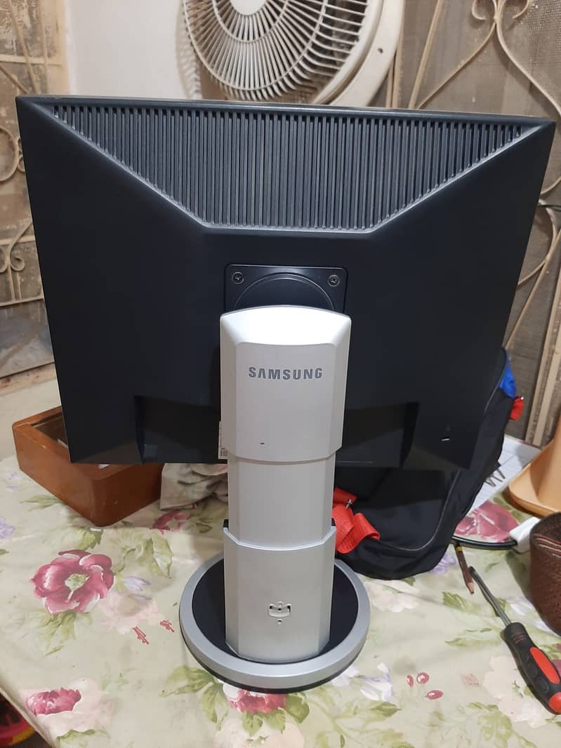 samsung computer lcd 20 inch 1