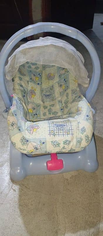 Mama Love Baby 3 in 1 Portable Baby carry cot seat +swing 2