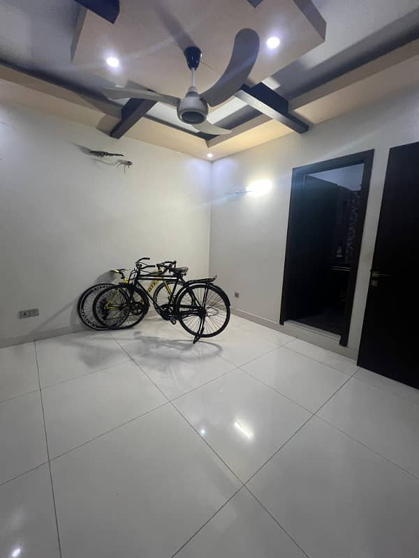 Stunning 500 Yards Bungalow is Avaialable For Rent With Basement 23