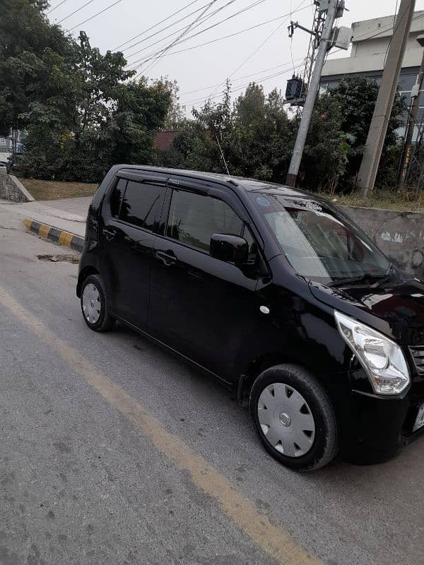 Suzuki Wagon R 2014 3