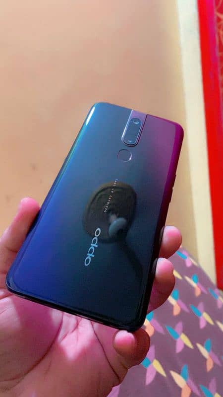 Oppo F11 Pro 6/128 Official Approved 0