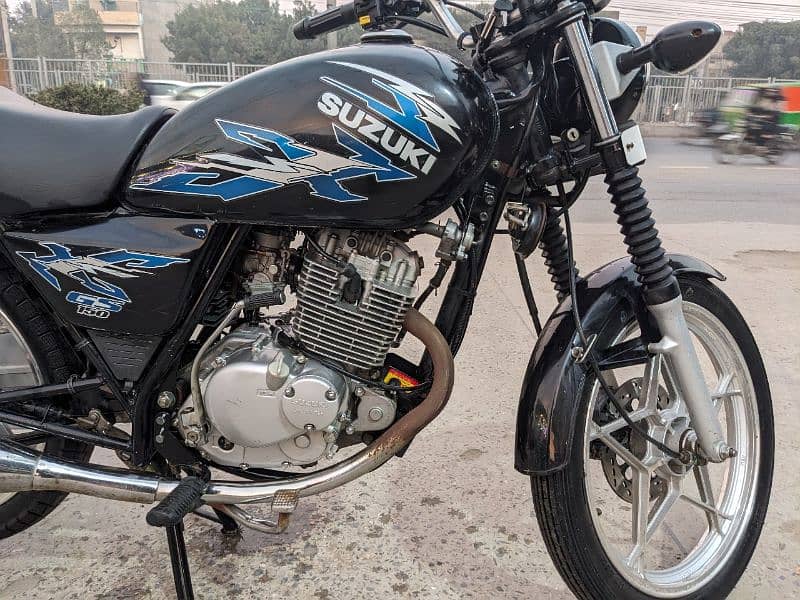 Suzuki GS 150 SE 8