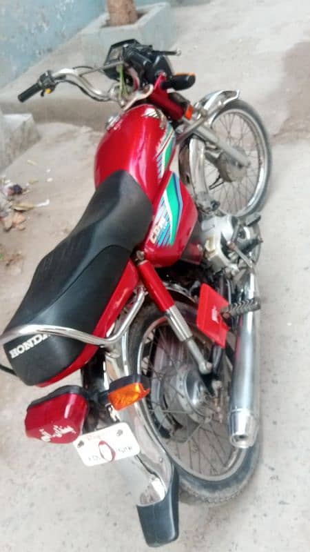 Honda CD 70 bike 2