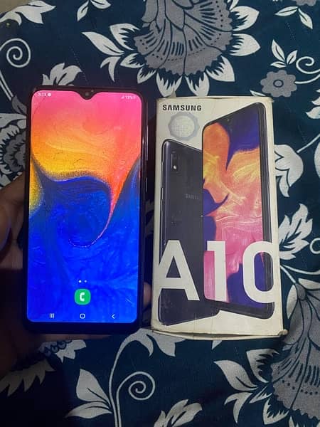 Samsung galaxy a10 2/32 pta prove with box 1