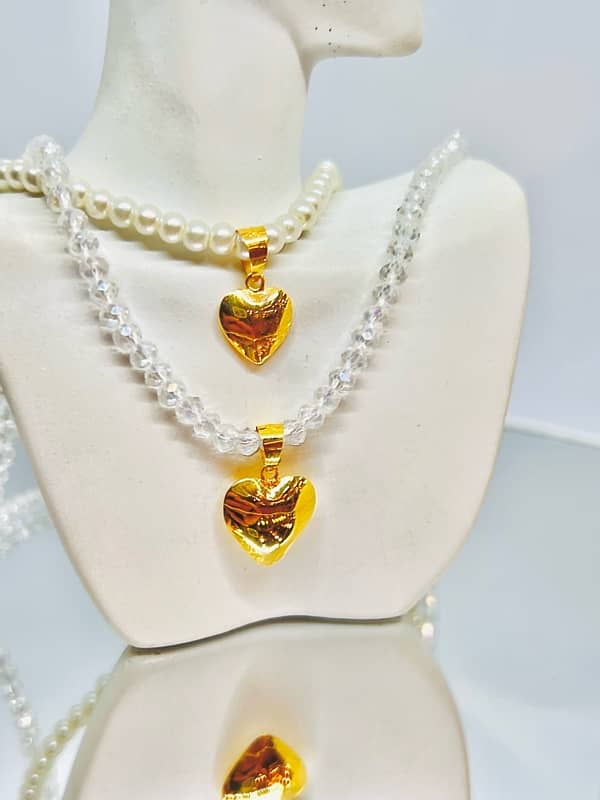 HEART SHAPE 2 SIDED PENDANT 22 CARAT GOLD HAMZA JEWELLERS 1