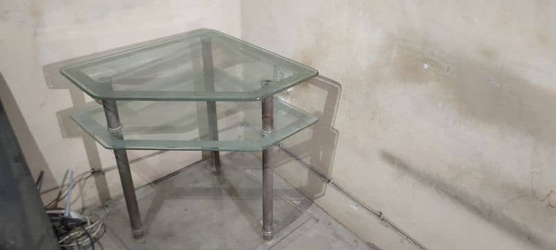 Side Table of Heavy Tempered Glass 1