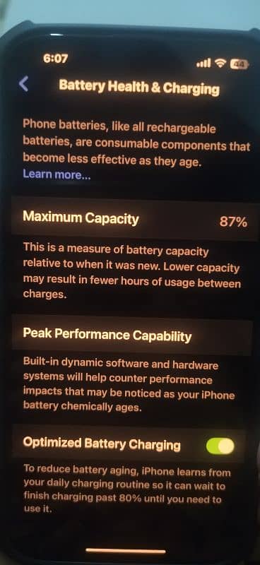 iPhone 14plus  (Battery Health 87%) 3