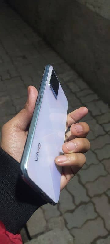 vivo Y21 1