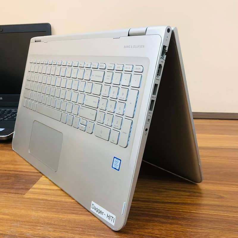 HP ENVY 2 in 1 | i5 7th gen | 8GB RAM | 256GB NVME | Touch 360 1