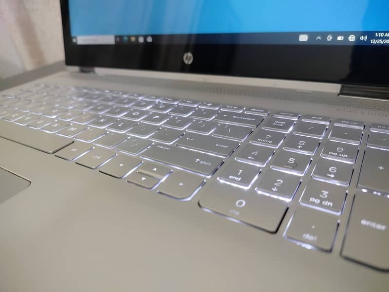 HP ENVY 2 in 1 | i5 7th gen | 8GB RAM | 256GB NVME | Touch 360 7