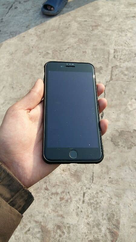 iPhone 7plus 128GB official pta prove hai 1