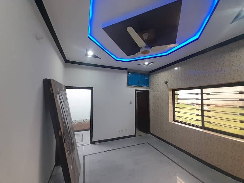 Corner 5 Marla House Available For Sale In Gulshan E Iqbal 29