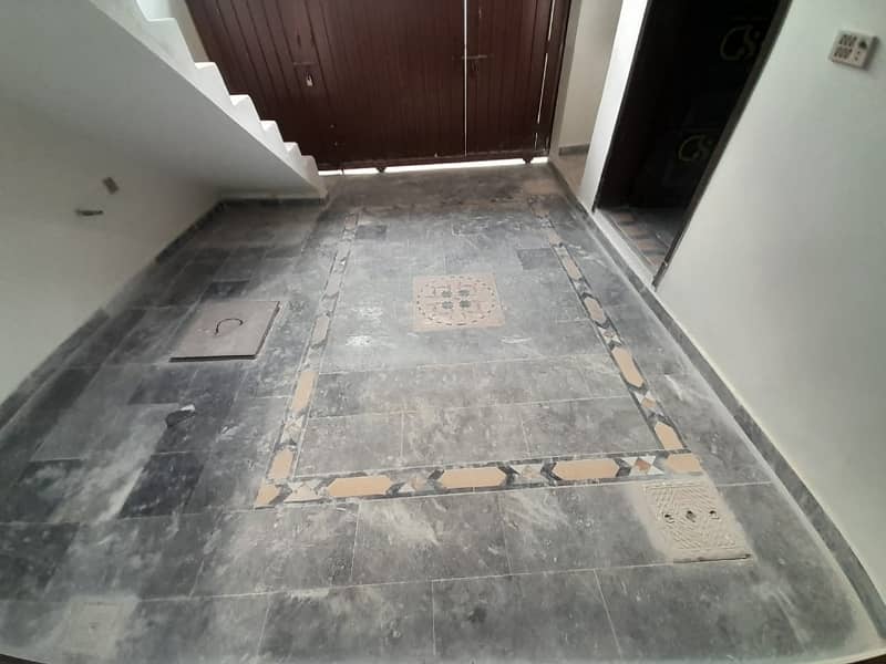 Single Storey 4 Marla House For Sale In Lalazar2 Dhamyal Road. 27