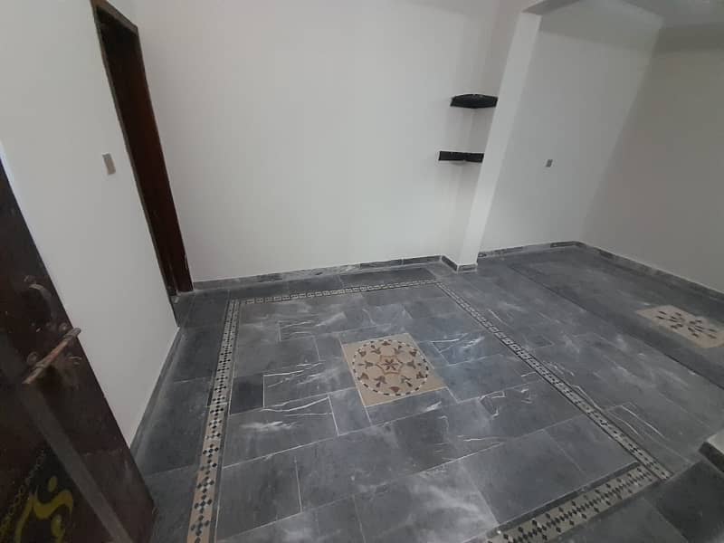 Single Storey 4 Marla House For Sale In Lalazar2 Dhamyal Road. 31