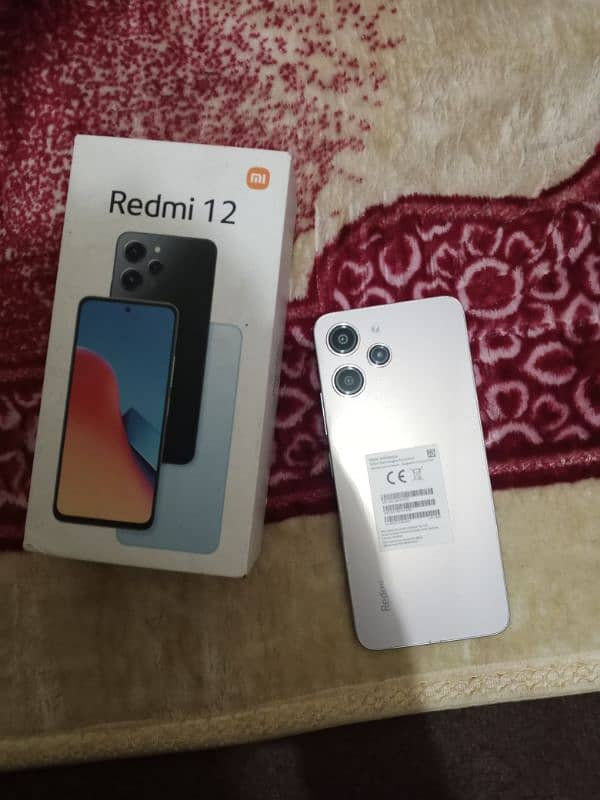 REDMi 12 8/128 3