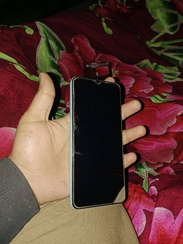 Realme C51 10 month warranty urgent sale daja charjer jenean 0