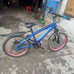 Mountain cycle shawk