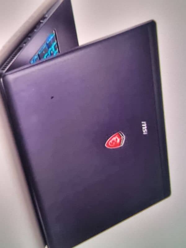 MSI GAMING LAP TOP . . GS72 6Q STEALTH 2