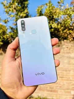 vivo y17