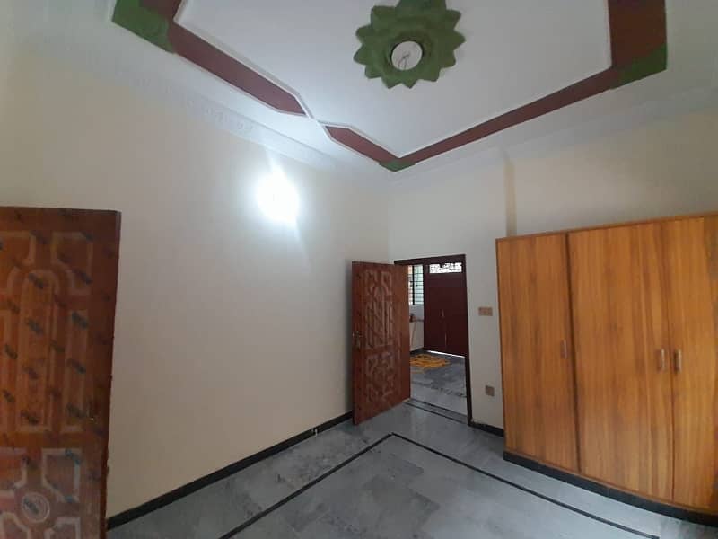 Corner 5 Marla Beautiful Double House Available At A Prime Location In Lalazar2 3