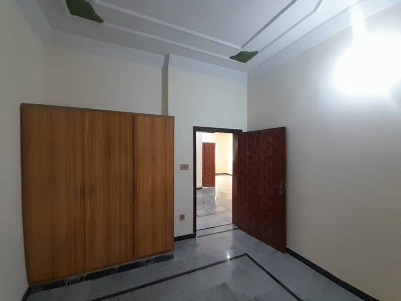 Corner 5 Marla Beautiful Double House Available At A Prime Location In Lalazar2 7