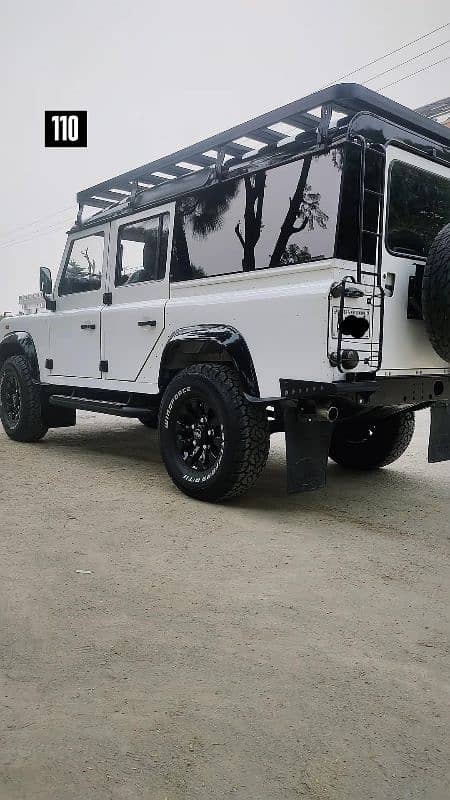 Land Rover Defender 2006 12