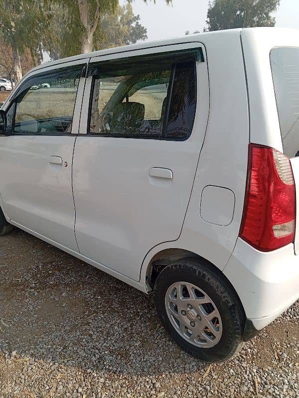 Suzuki Wagon R 2019 9