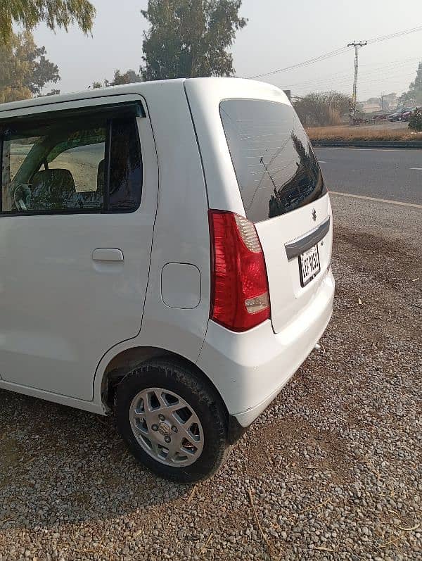 Suzuki Wagon R 2019 11