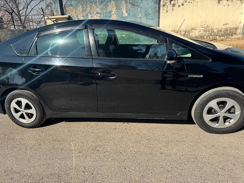 Toyota Prius 2011 5